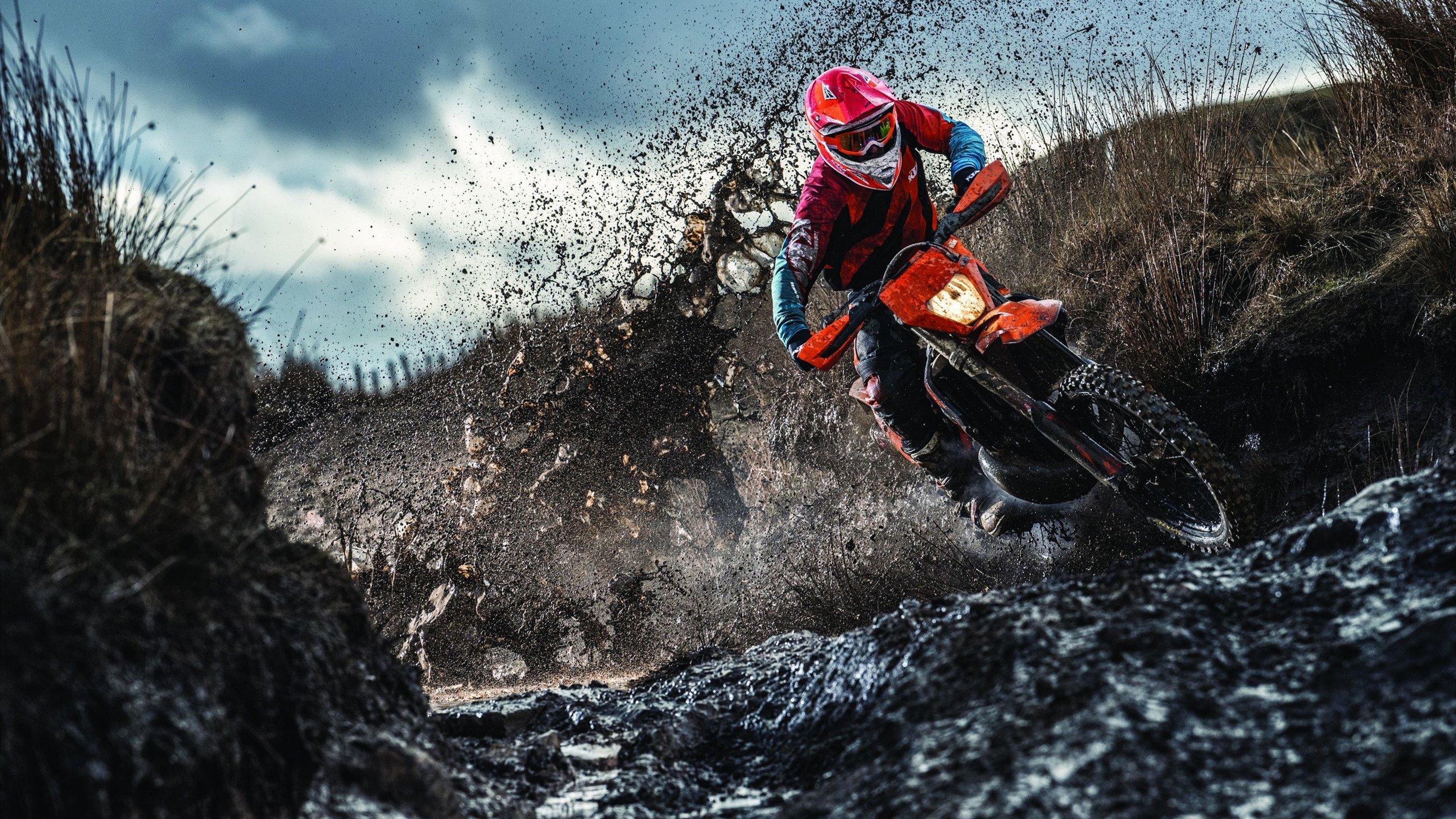 九游体育官方网站-“跑酷赛道：东安湖体育公园极速冲刺，运动员决战极限”